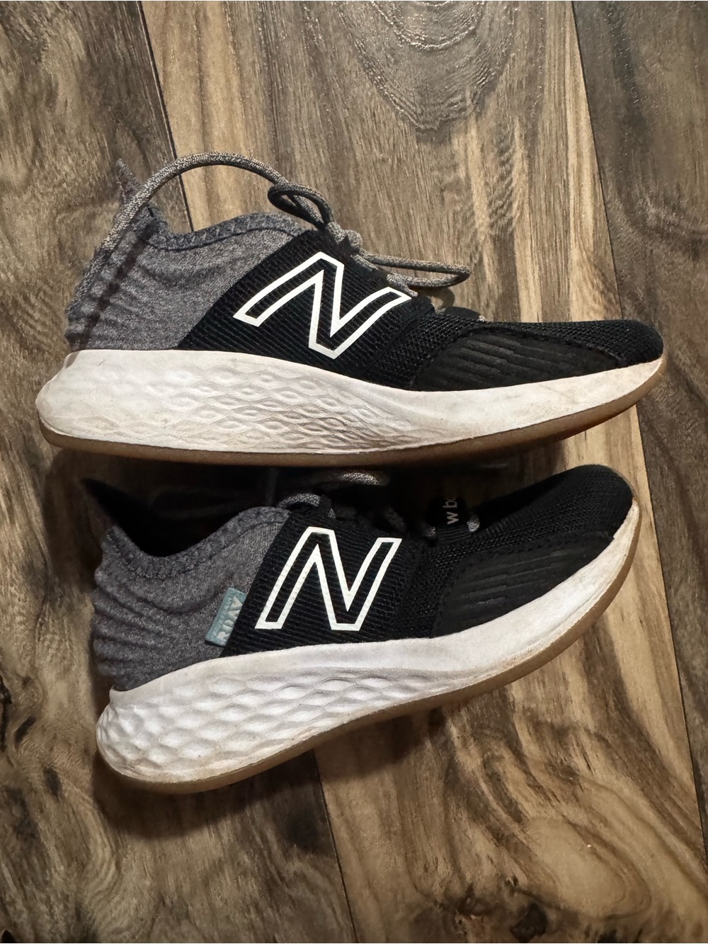 New Balance kid’s Black & Gray Athletic Running Sneakers
